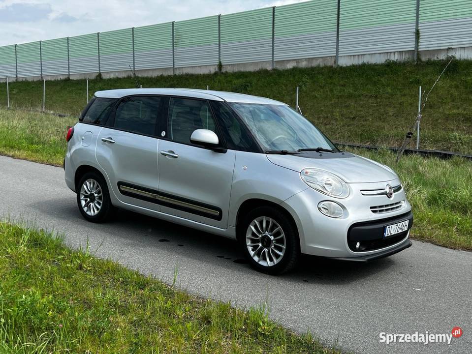 Fiat 500L 7osobowy srebrny