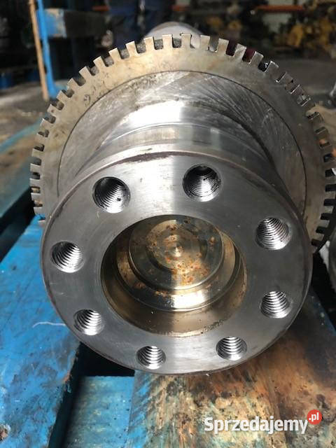 Ferguson 86508690 Valtra S274S374 wał korbowy Jastrzębniki