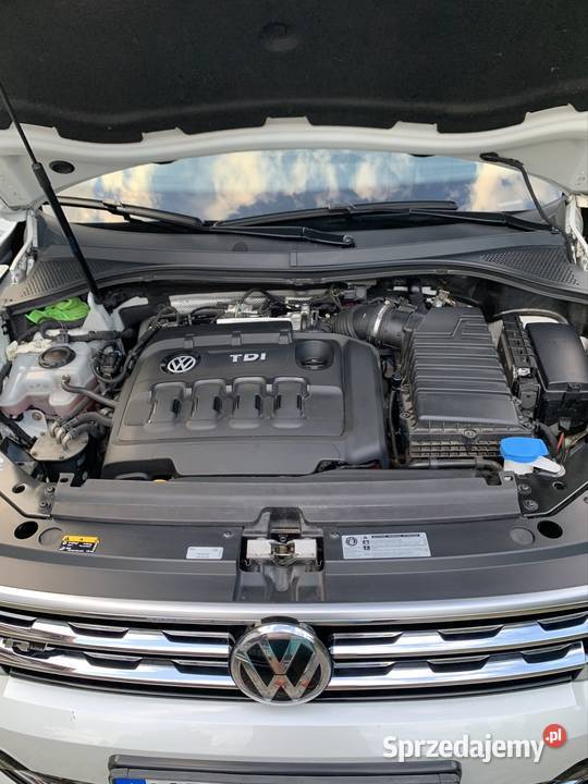 Wolkswagen TIGUAN R LINE 240 Biała Perła Jezierzyce Kościelne