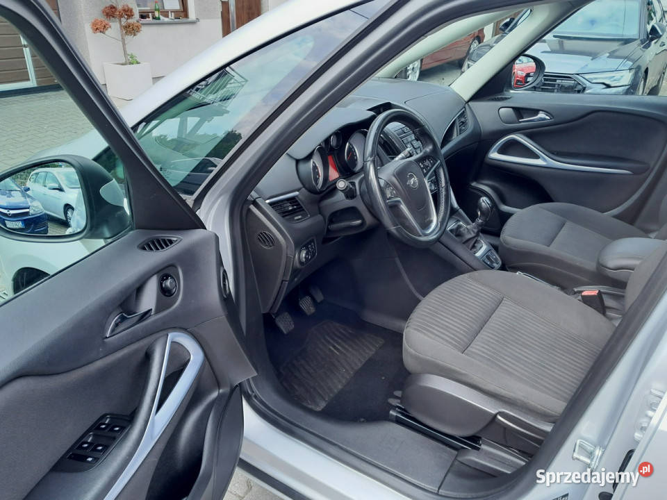Opel Zafira 14i TURBO 7 osób stan C 2011 Gryfino