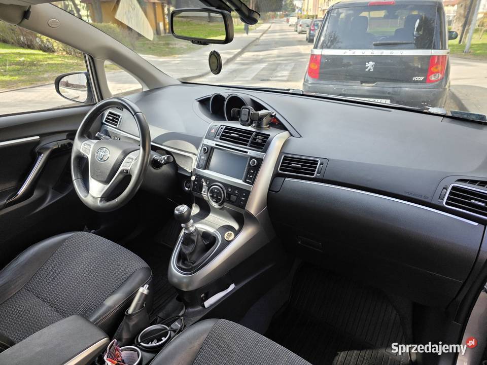 Sprzedam Toyota Verso 18 benzyna 7osobowa I gniazdo AUX warmińsko-mazurskie Bartoszyce sprzedam