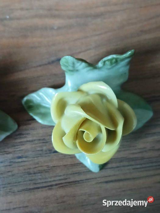 Zestaw 2 porcelanowych figurek różyczek Kraków