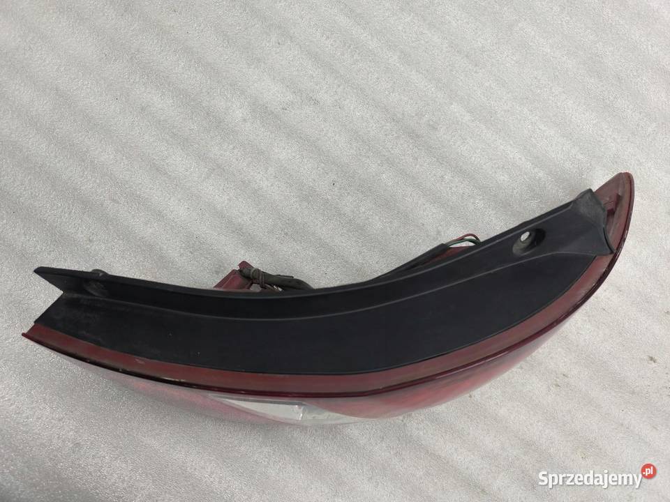 LAMPA PRAWY TYŁ HYUNDAI I20 924021J000 sprzedam