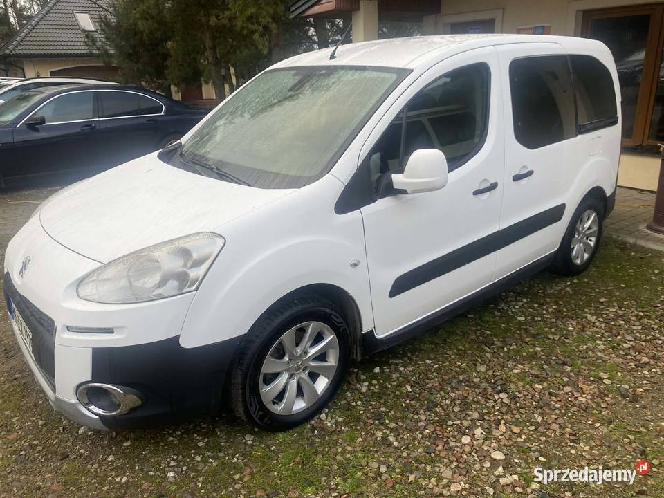 Peugeot Partner 16HDI 2014r 7 osobowy manualna Białystok