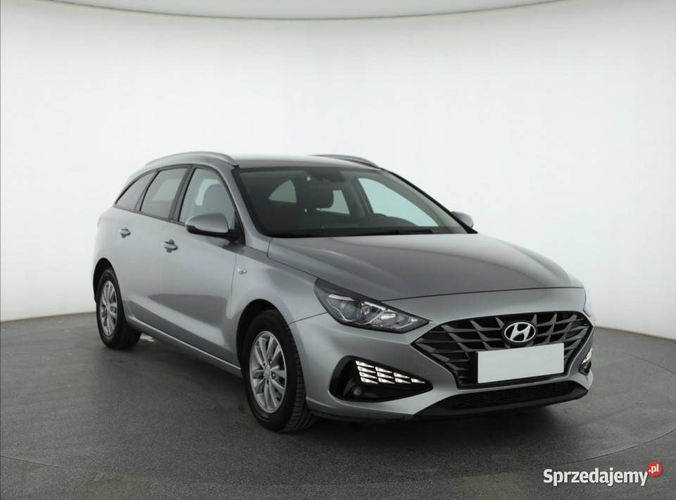Hyundai i30 10 TGDI srebrny Piaseczno