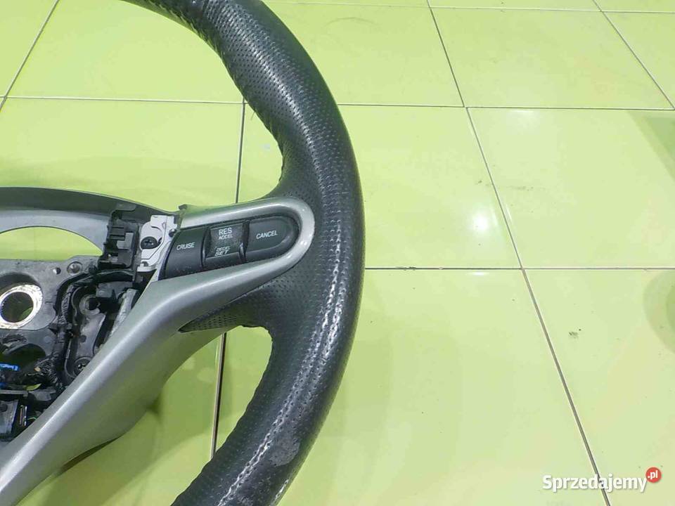 HONDA CIVIC VIII 14 IDSI 07r SEDAN 4D kierownica