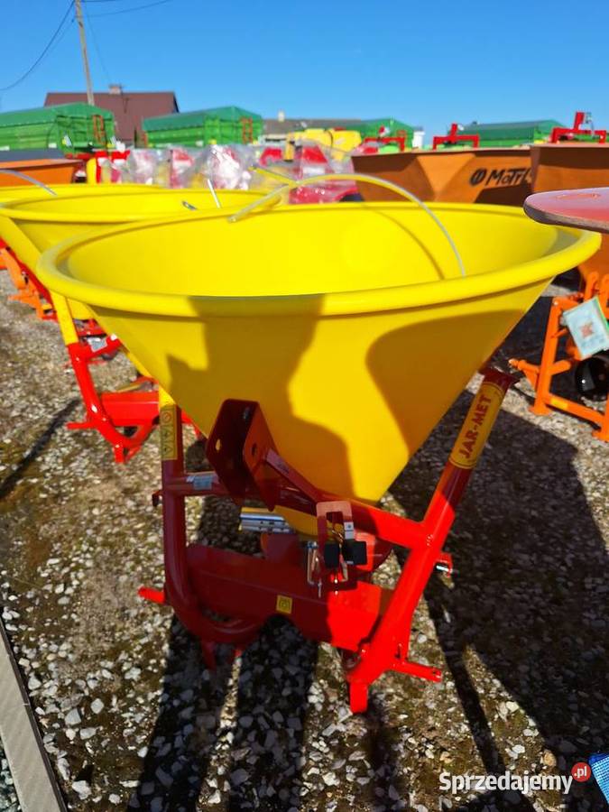 Rozsiewacz nawozu lejek Jarmet JP400 plastikowy