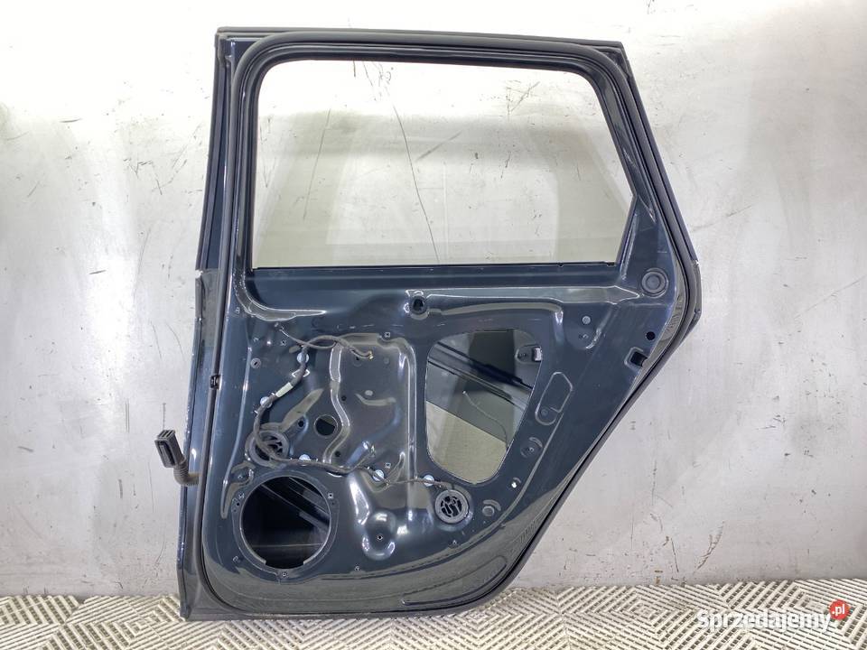 DRZWI PRAWY TYŁ AUDI A4 B9 Kombi Manhattangrau P Drzwi