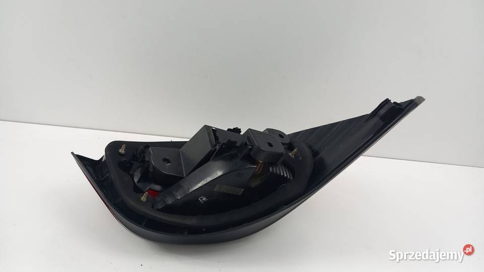 BMW E60 LAMPA TYŁ PRAWA Światła stop Zbierkowo