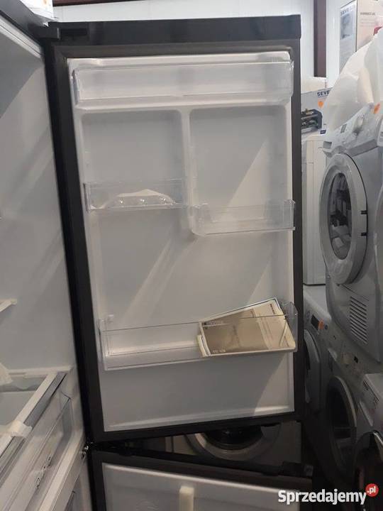 AGD Powystawowa lodówka Samsung Pełny NO FROST Warszawa