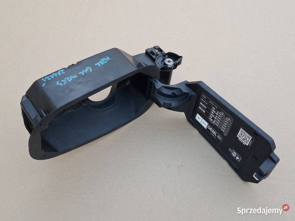 MERCEDES GLC X253 W253 WNĘKA WLEWU PALIWA KLAPKA osobowe lubuskie Bieleń sprzedam