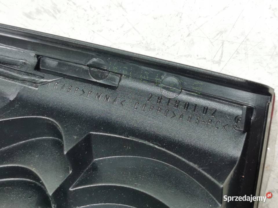 LAMPA LEWY TYŁ FIAT STILO 20012007 MAGNETI Lampy cofania