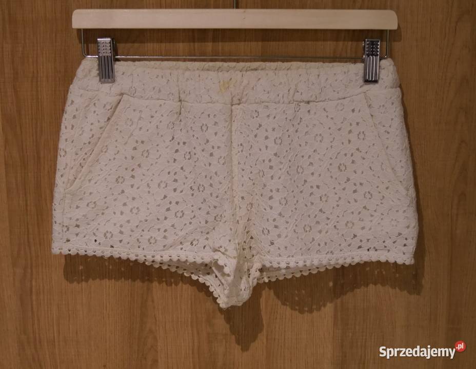 Tally Weijl świetne spodenki ażurkowy wierzch 34 Inny materiał Spodnie Wrocław
