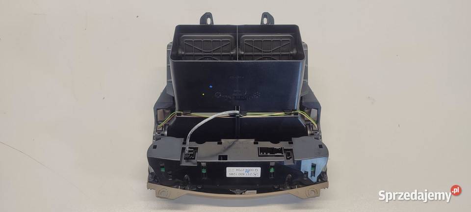 MERCEDES W211 PANEL KRATKA KLIMATYZACJI