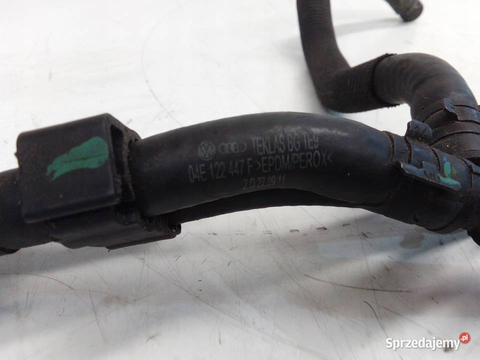 RURA WĄŻ WODY AUDI VW SKODA ORYGINAŁ 04E122447F Układ chłodzenia Przystajń