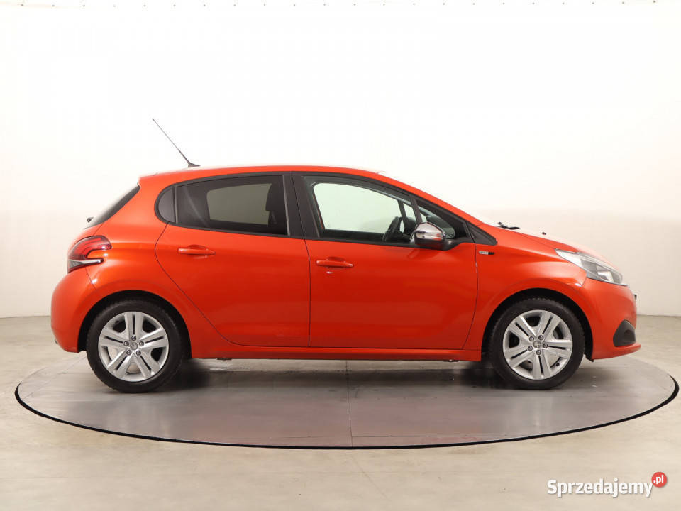 Peugeot 208 12 PureTech radio śląskie Katowice sprzedam