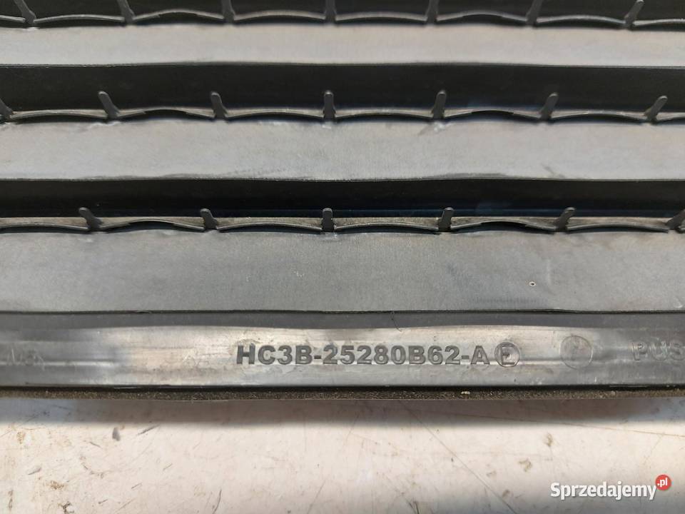 Ford Ranger VI 6 2024r KRATKA WENTYLACYJNA TYŁ osobowe