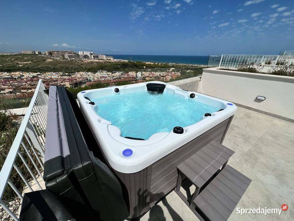 Wanna z hydromasażem jacuzzi ogrodowe Trident Baseny, balie i sauny Majdan