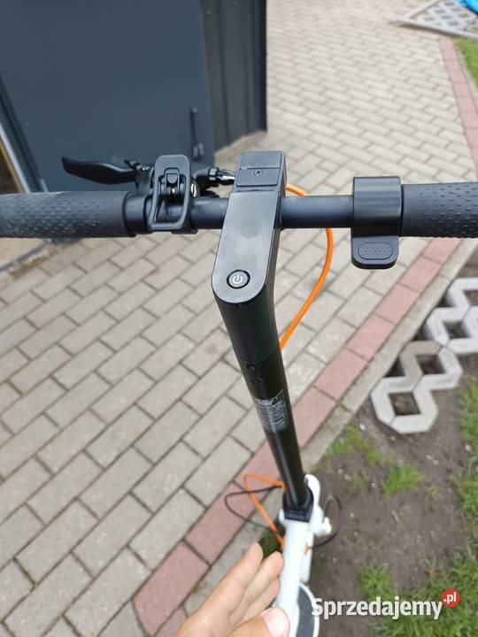 Hulajnoga elektryczna Bronowo