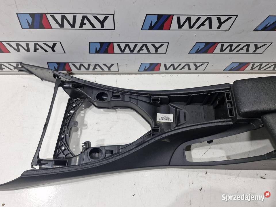 BMW E90 E91 LCI PODŁOKIETNIK SKÓRA DZIELONY