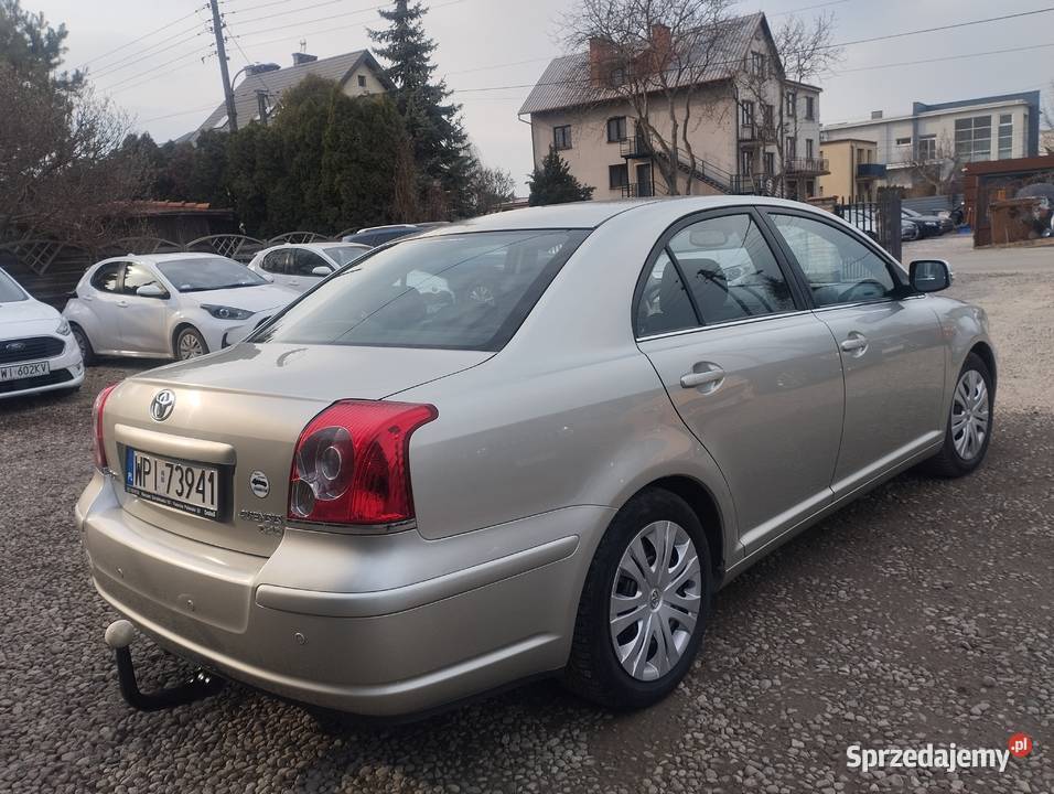 Toyota Avensis 20d4d 126 Hak Navi Warszawa sprzedam