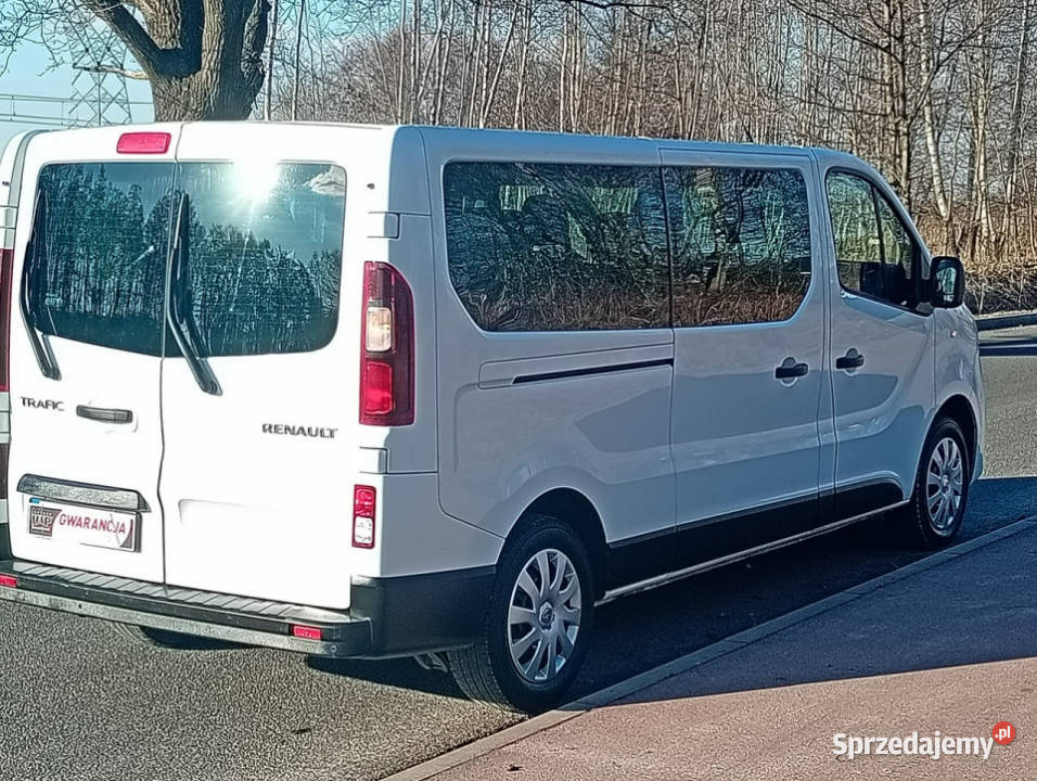 Renault Trafic krajowy longfv vat 23 III 2014 śląskie
