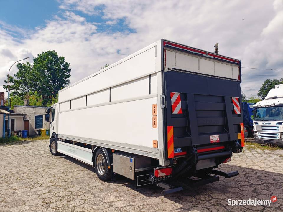 SCANIA P280 4x2 CHŁODNIA IZOTERMA PODNOSZONY centralny zamek Częstochowa