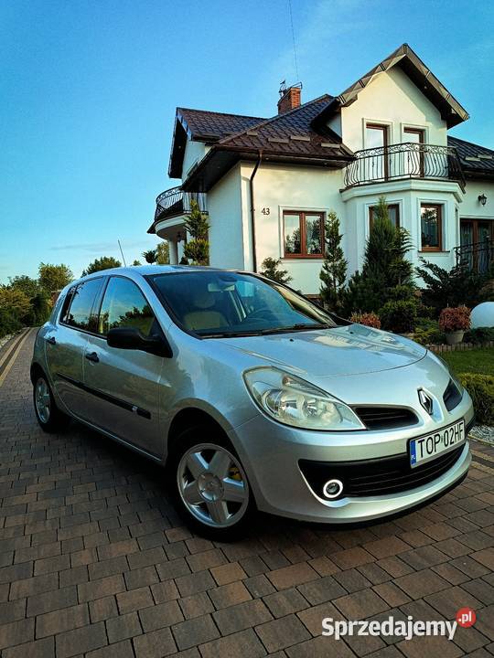 Renault Clio12Niski PrzebiegCzujniki srebrny Osiek