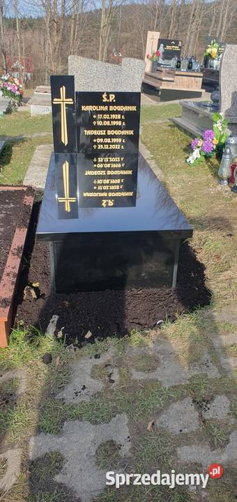 Nagrobki w najniższej prosto producenta Ząbkowice Śląskie