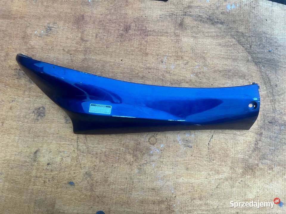 Osłona obudowa owiewka dolna prawa Ostrzeszów