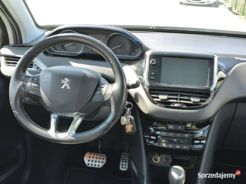 Peugeot 2008 12 turbo benzyna panorama automat