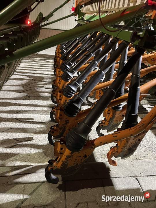 Siewnik AMAZONE D8 SPECIAL 3m Wieluń sprzedam
