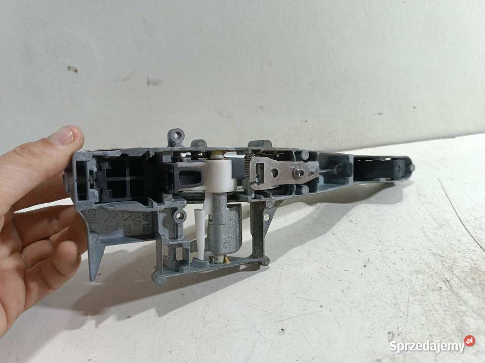 KLAMKA DRZWI PRAWY PRZÓD EZRC PEUGEOT 207 osobowe