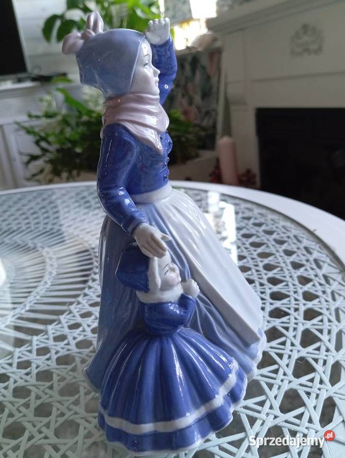 Porcelanowa figurka Zielona Góra