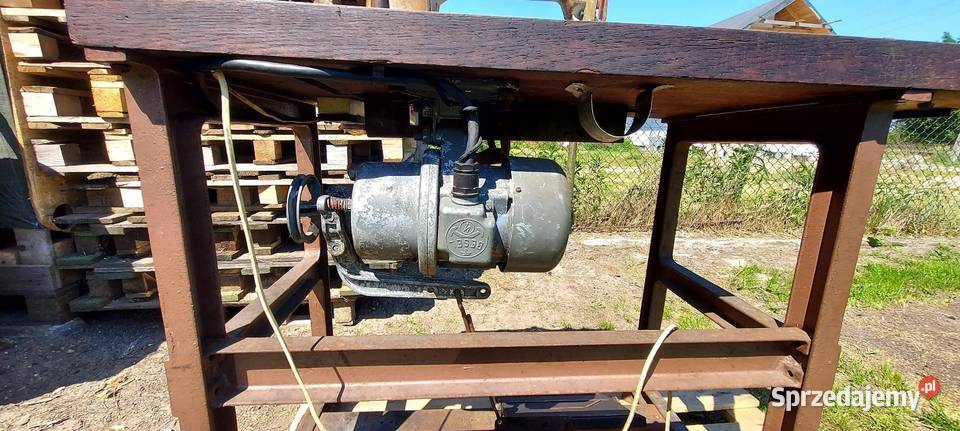 Maszyna do szycia tapicerska antyk mazowieckie Łosie