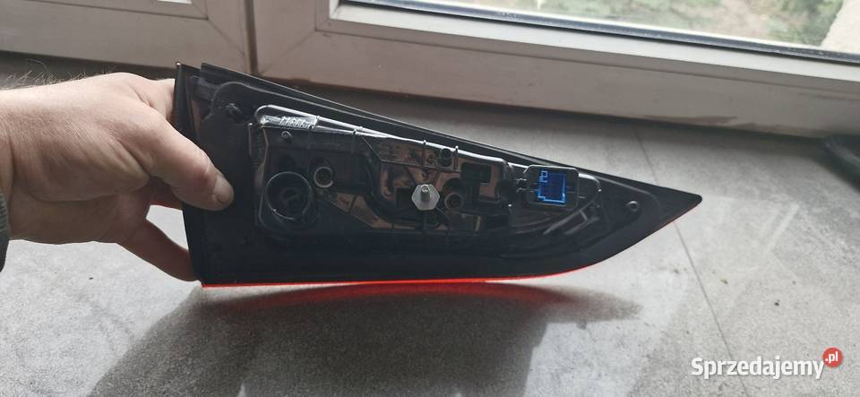 MERCEDES GLE W167 LAMPA PRAWA TYLNA W KLAPĘ prawe Lampy tylne