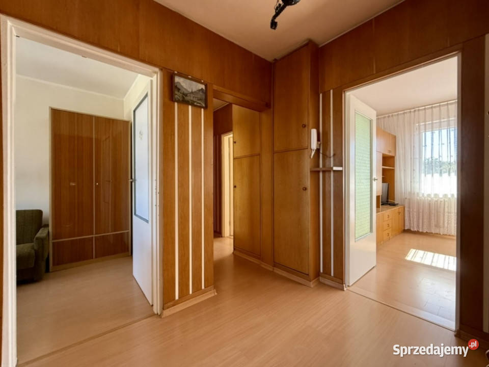 Na sprzedaż 4pokojowe mieszkanie z pięknym sprzedam