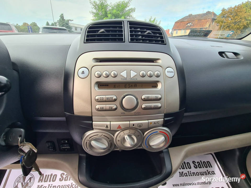 Daihatsu Sirion Klimatyzacja ElSzyby Wspomaganie Hatchback Sirion