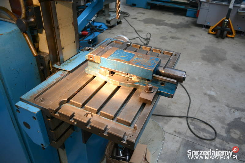 Frezarka narzędziowa uniwersalna ORADEA FUS 22 2