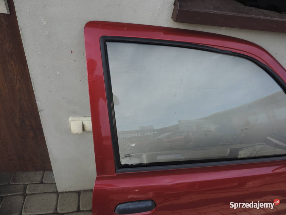 FIAT SEICENTO DRZWI PRAWE PRZEDNIE KOLOR 124B Nowy Sącz