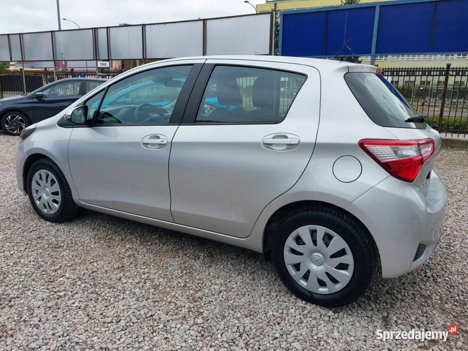 Toyota Yaris SALON 100 bezwypadkowa niski Yaris