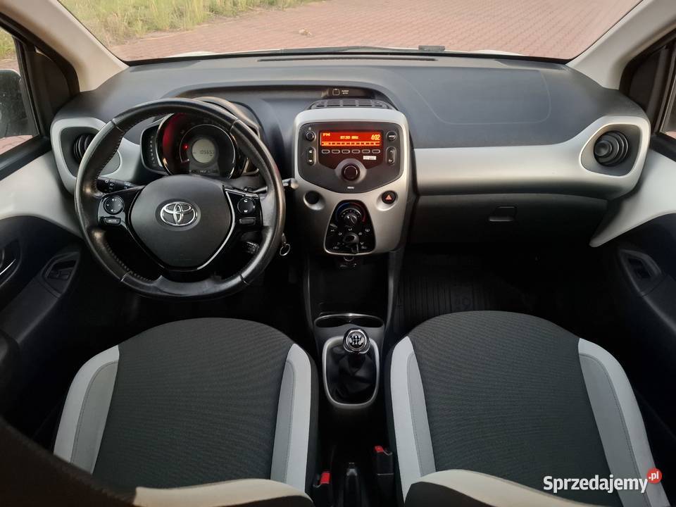 Toyota Aygo 10 BenzynaKlimaTempomatSerwis 1000cm3 Skarżysko-Kamienna