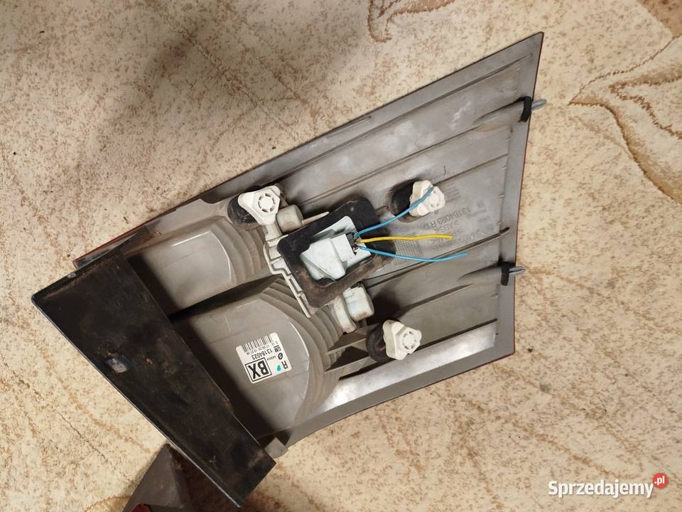 Lampa lewa prawa tył Opel Vectra C kombi Sokołów Podlaski sprzedam