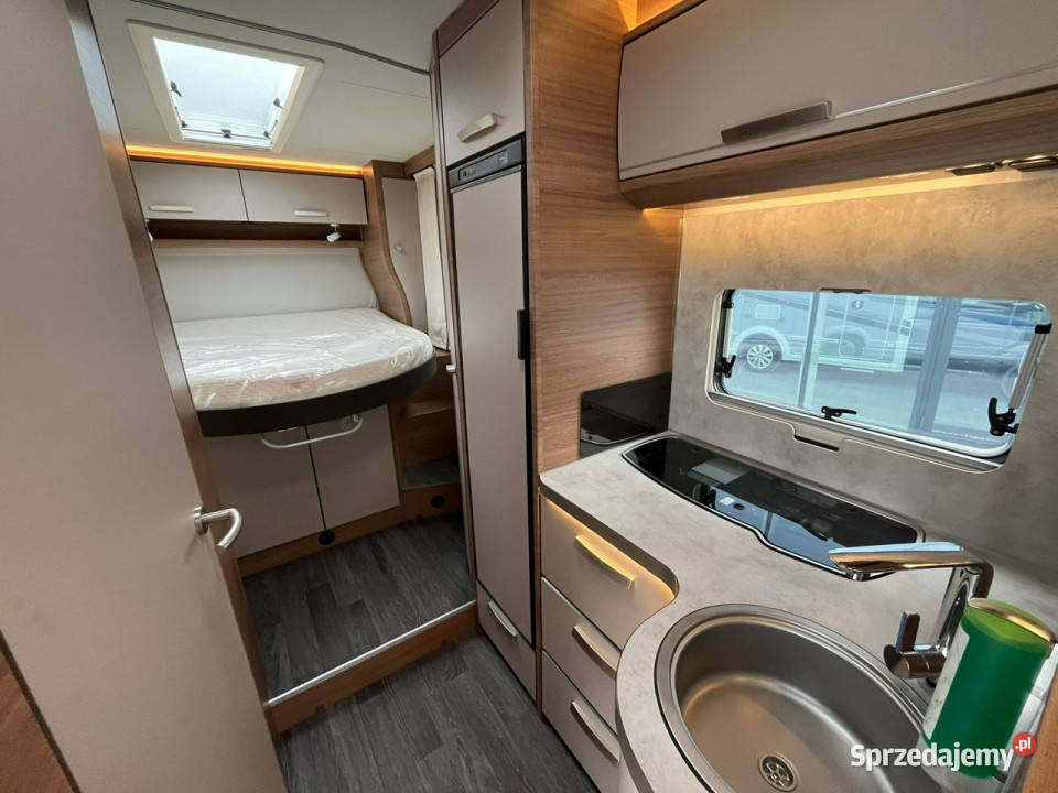 samochody kempingowe Knaus LIVE WAVE 700 MX z małopolskie Gaj