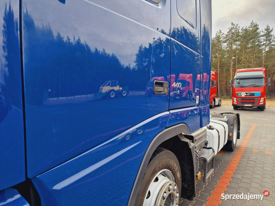 Volvo FH 13 440 EURO 5 Globetrotter automat mega Daleszyce