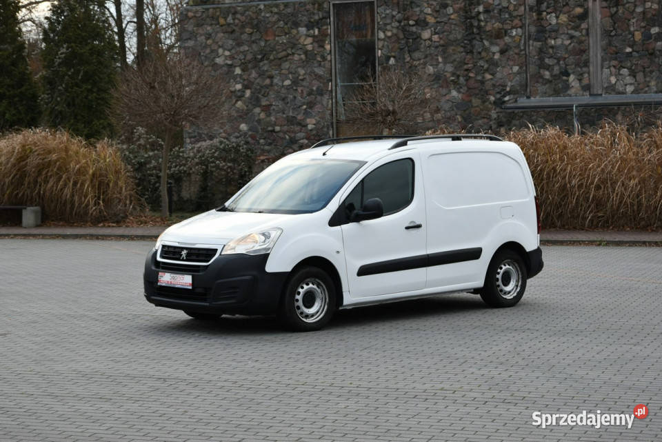 Peugeot Partner 16HDi 99 2018r Salon Klima 3os 1560cm3 Kampinos sprzedam