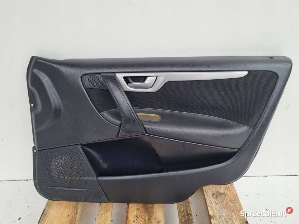 Volvo S60 I V70 II lift PRZEDNI BOCZEK DRZWI Tapicerki samochodowe Rudka sprzedam