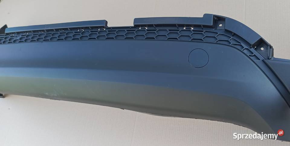 BMW 1 E81 E82 E87 E88 KRATKA ZDERZAKA ŚRODKOWA osobowe Bieleń