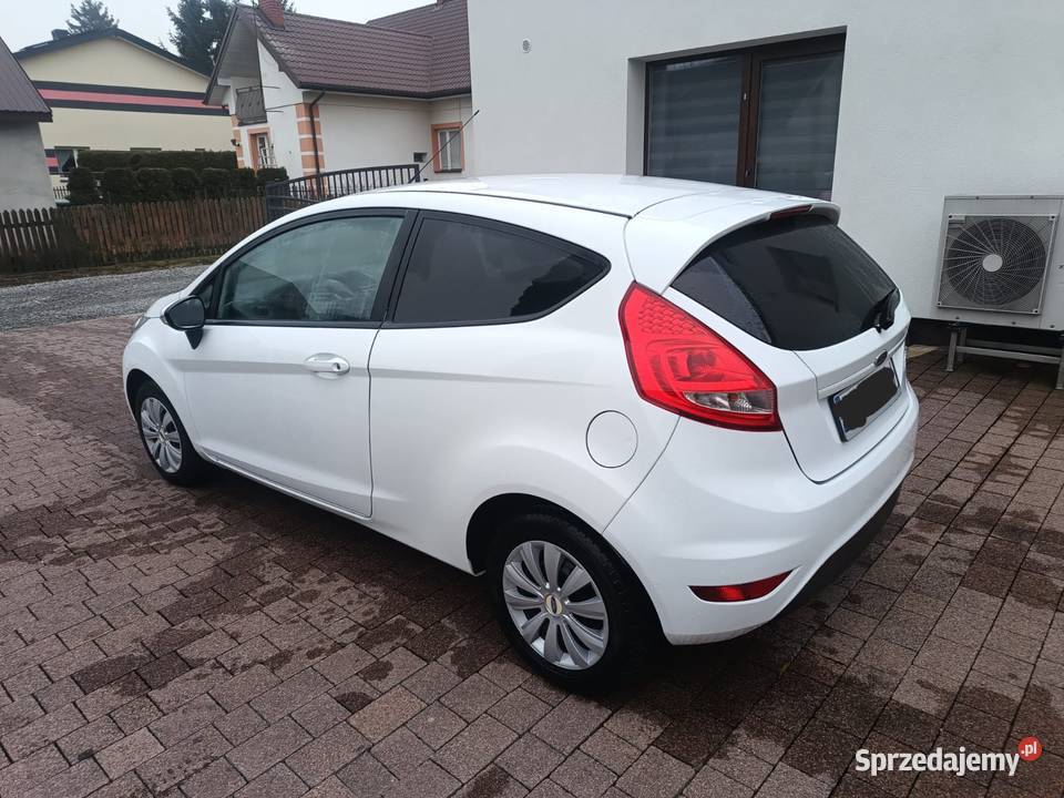 Sprzedam Ford Fiesta Mk7 125 benzyna Fiesta Konin