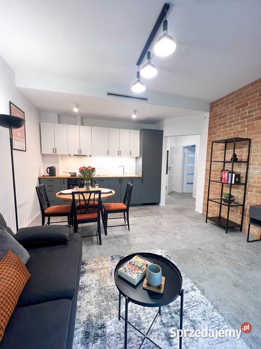 Wynajmę bezczynszowe mieszkanie z ogródkiem 52m2 Warszawa sprzedam